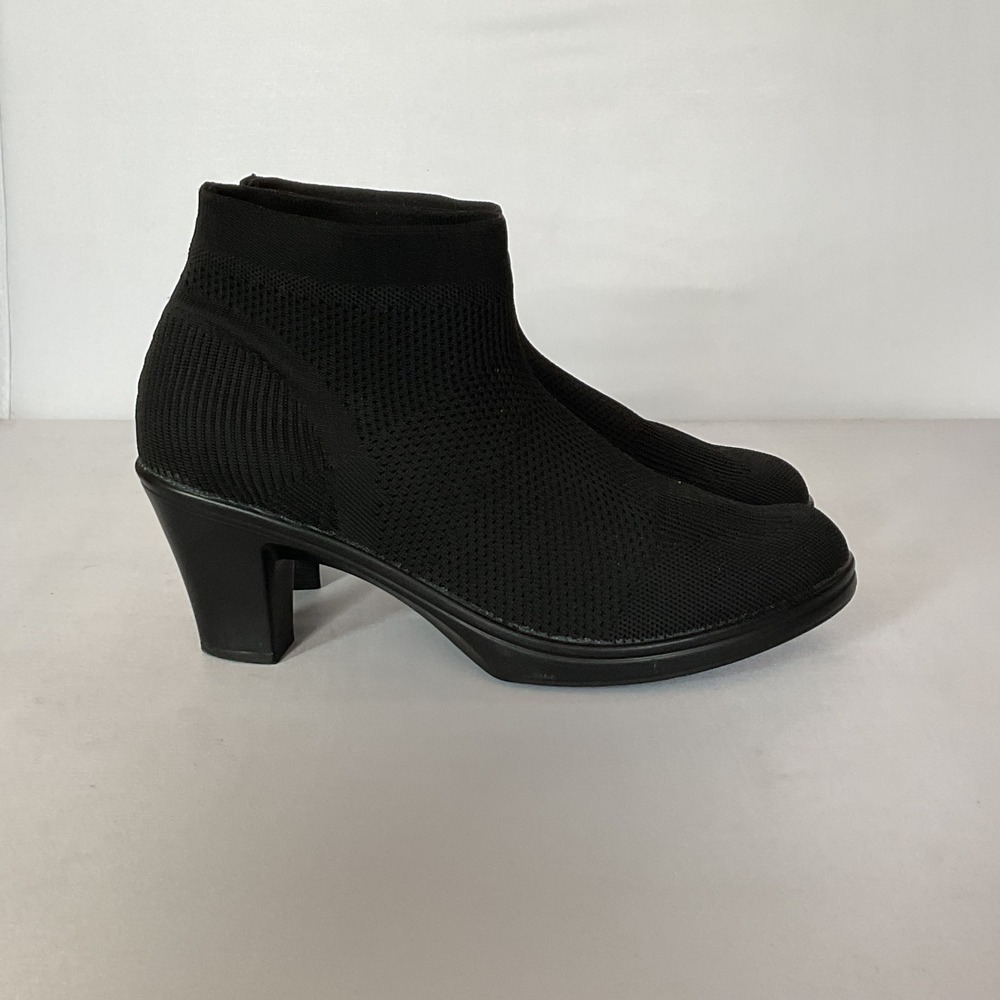Bernie Mev New York Stretch Knit Booties Block Heel Women's 41